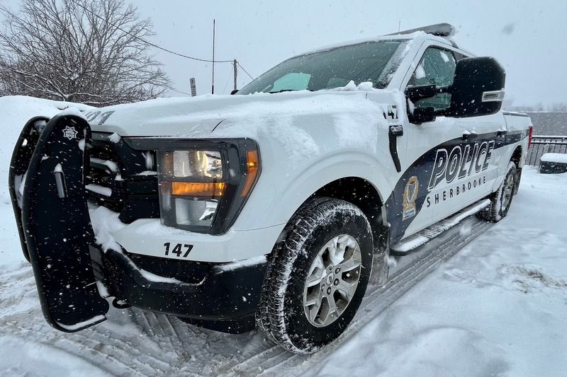 Sherbrooke : arrestation d’un suspect pour agression armée envers un policier